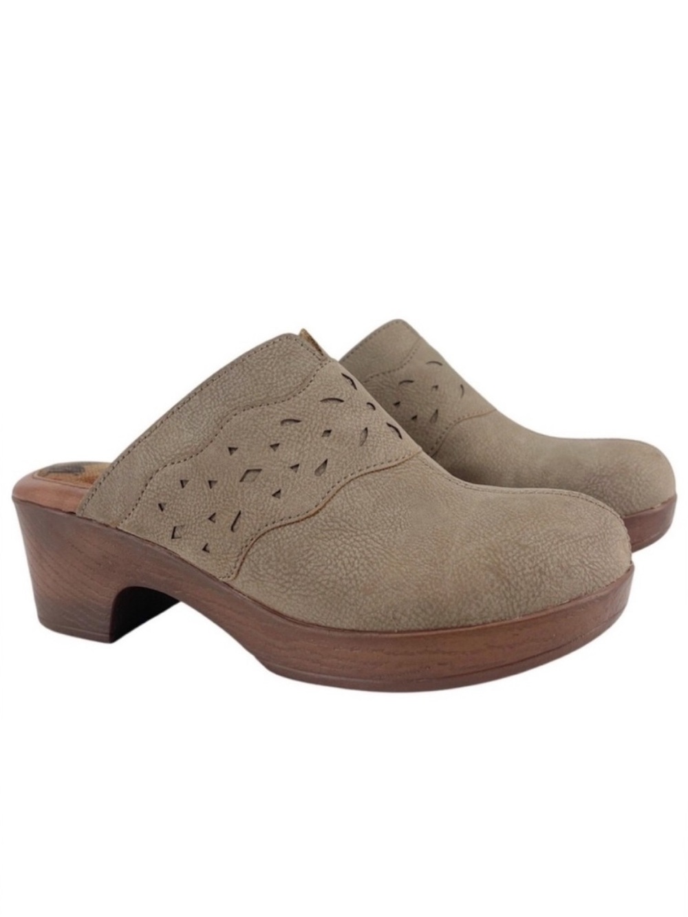 B.O.C. Tan/Taupe Jinny Comfort Clog Sandal Heel. Size 9